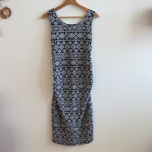 Black and White Patterned Sleeveless Maternity Dress
